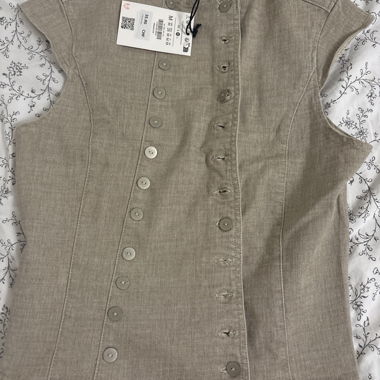 Top Bershka kaki