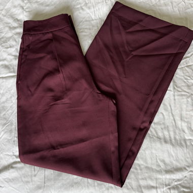 Bordeaux satin pants Stradivarius