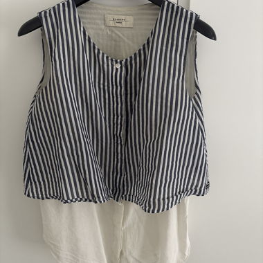Blusa senza maniche a strati a righe