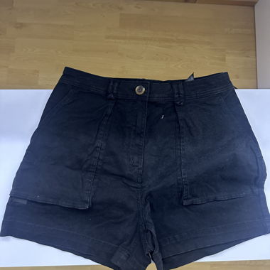 Black H&M High-Waist Shorts Size 38