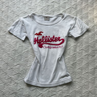 Baby tee vintage Hollister bianco
