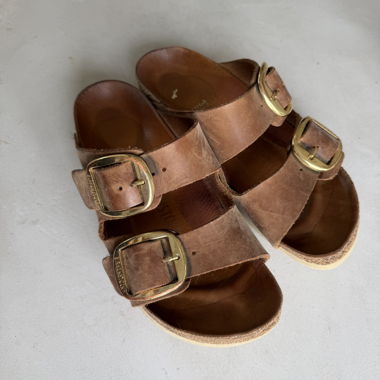 Birkenstock Sandals Size 37 narrow