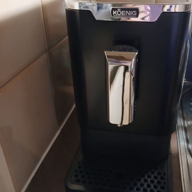 Macchina da caffè Koenig nera