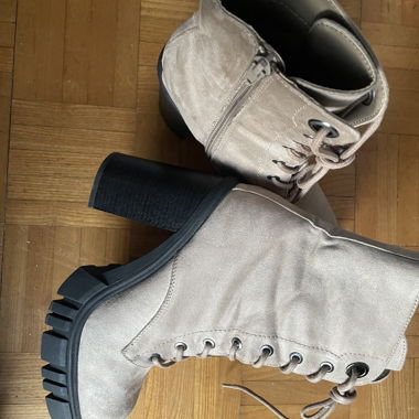Light Beige Suede Heel