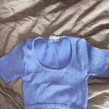 Blaues croped T-Shirt