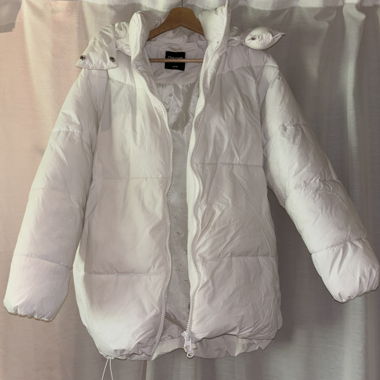 White down jacket with hood