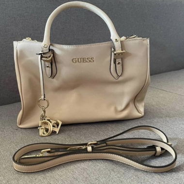 Guess - Beiger Handtasche mit Schulterriemen
