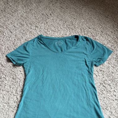 Blaues Basic T-Shirt