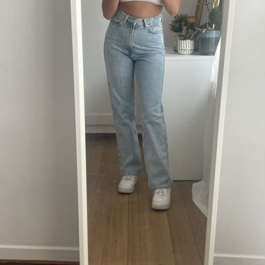 Weekday Rowe Jeans (34)
