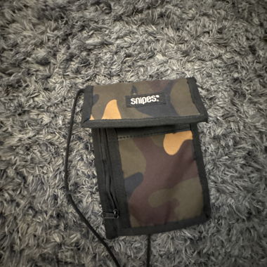 Pochette Camo Snipes
