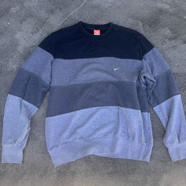 Nike colorblock sweatshirt retro striped