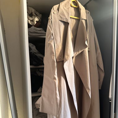 Trensh coat