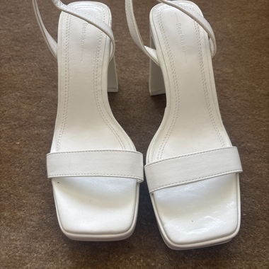 Sandalette con tacco compensato