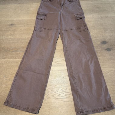 Braune Cargo-Hosen