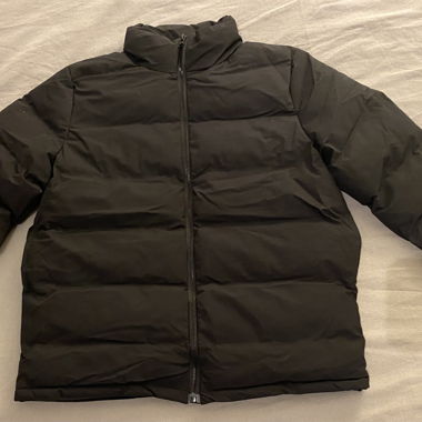 Schwarze Winterjacke - Gr. 134–140