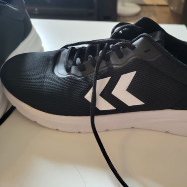 Hummel TR Reach