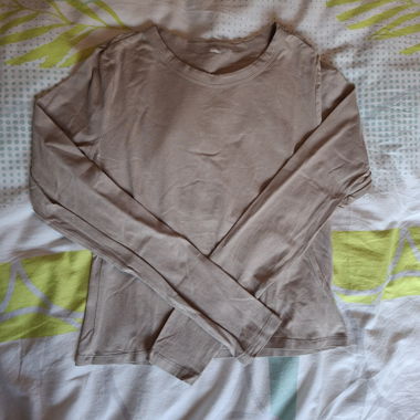 Beige long-sleeve shirt