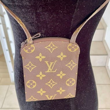 Borsa Monogram Pochette Secret Passport Holder