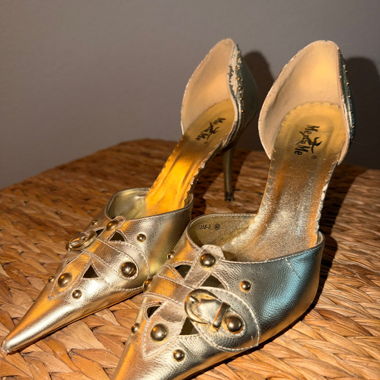 Goldene Vintage-High Heels von Me Me
