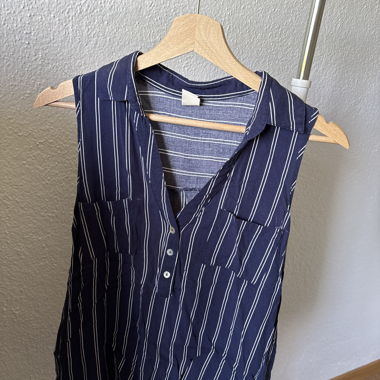 Gestreifte blaue Bluse