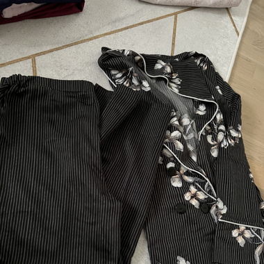 Pyjamas en satin 