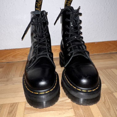 Black Dr. Martens Jadon Boots