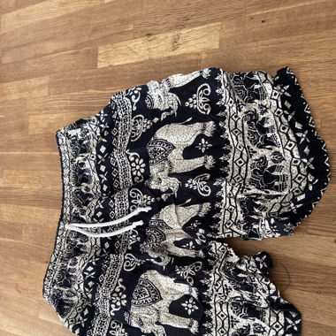 Kurze Hose 