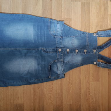 Gonne/vestiti in denim con bottoni
