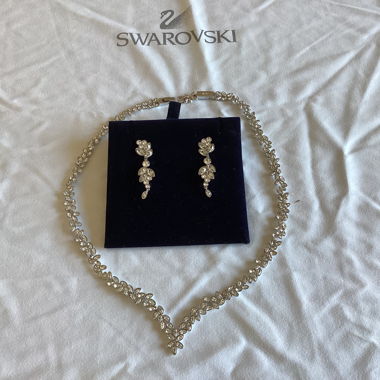 Swarovski Kette und Ohrringe