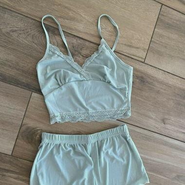 Top et short jamais portés taille S