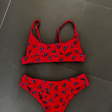 bikinis 