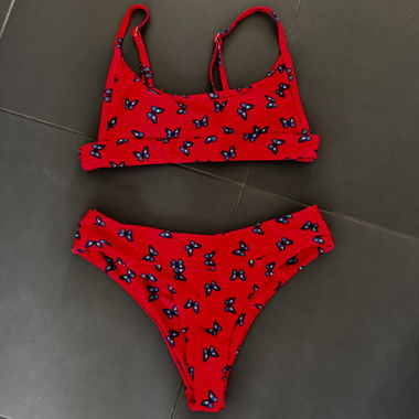 bikinis 