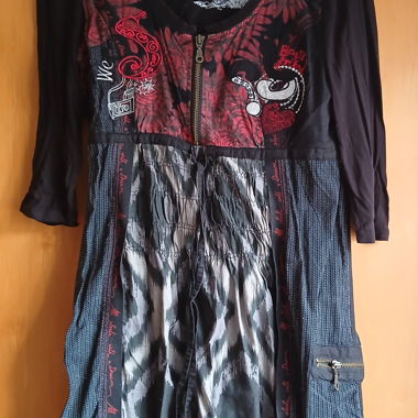Abito Desigual lungo nero e rosso