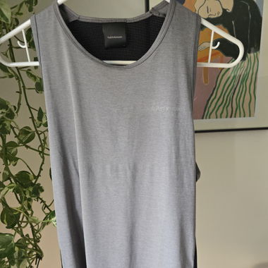 Sport Top - Peak Performance