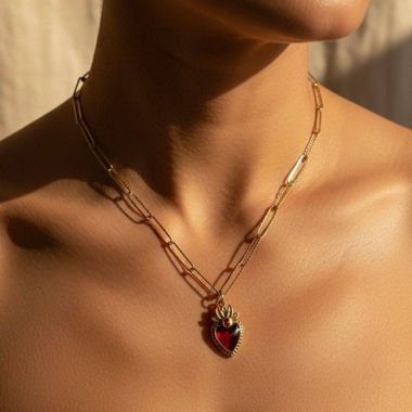 Collana con cuore rosso nuova