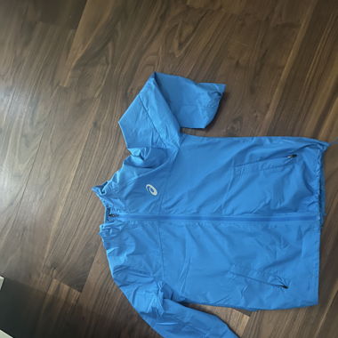 Asics Regenjacke
