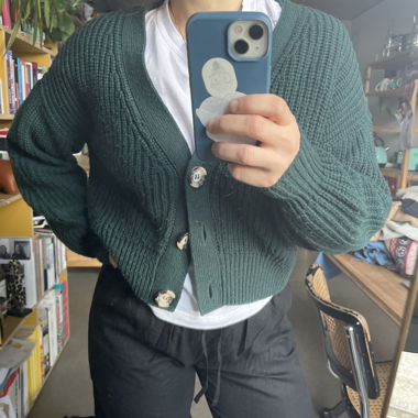 Cardigan en maille vert foncé