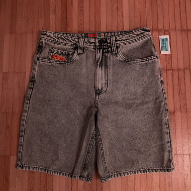 Empyre gray jorts