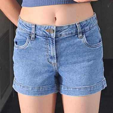 hot pants jeans