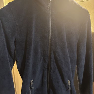 Black Zip-Up Fleece Jacket 46N