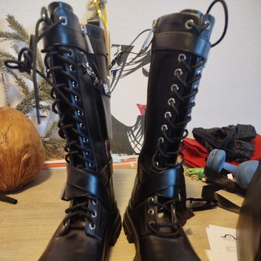 Masive Zara Boots