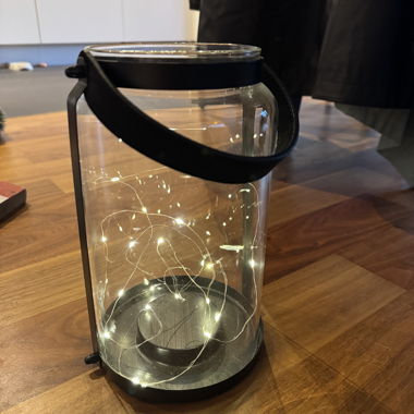 Laterne mit Lichterkette
