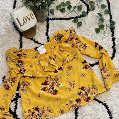 Long-sleeve shirt with flowers