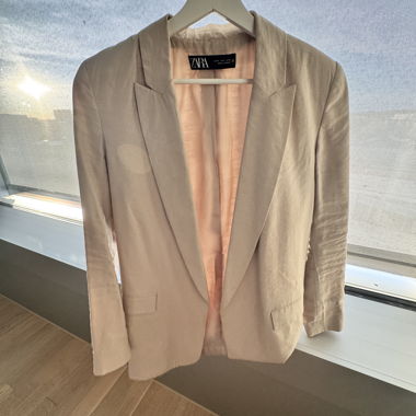 ZARA Blazer in beige