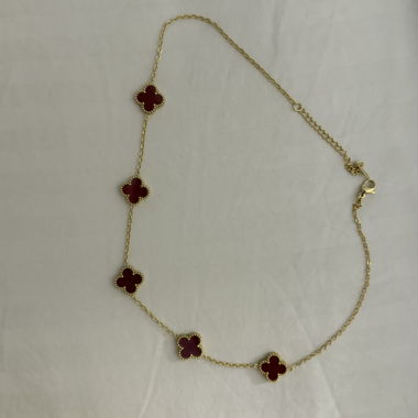 Goldfarbene Blumenkette