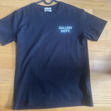 T-shirt Gallery Dept.