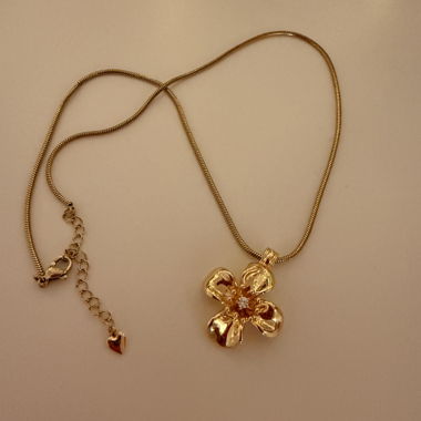 Gold Flower Necklace