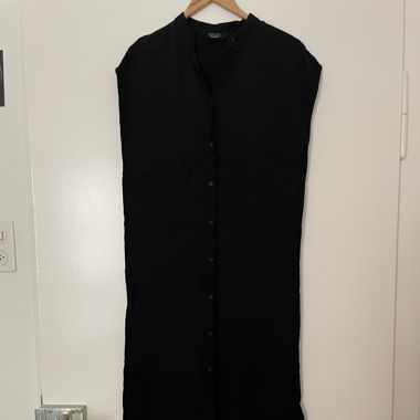 Schwarzes Midi Hemdblusenkleid