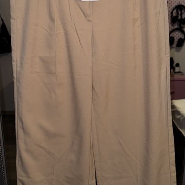 Pantalon beige à jambe large