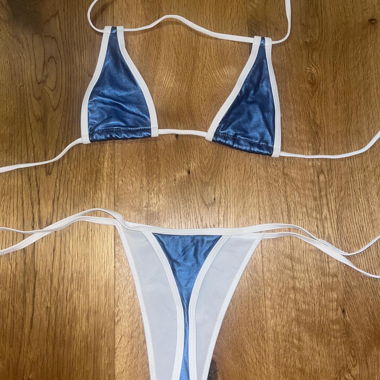 Dunkel Blauer Bikini